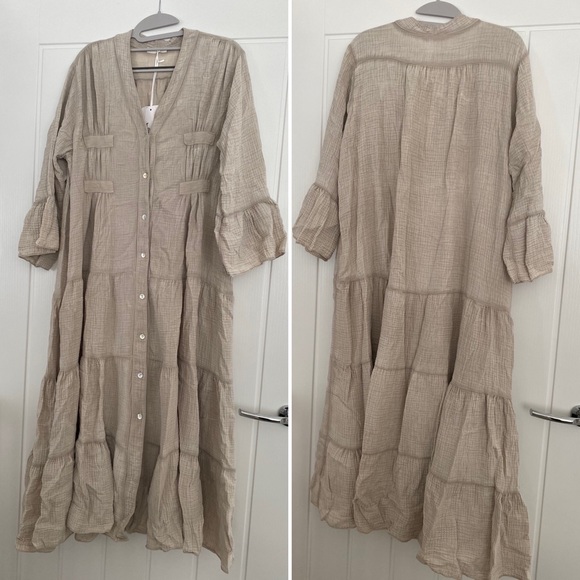 ✖️SOLD✖️ NWT Tiered Maxi Dress Bell Sleeves Festival Summer Beach Holiday - Picture 2 of 2